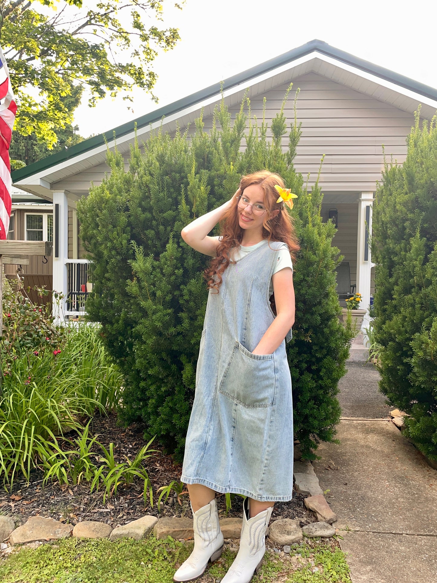 Tea N Rose binned denim jumper dress (size down)