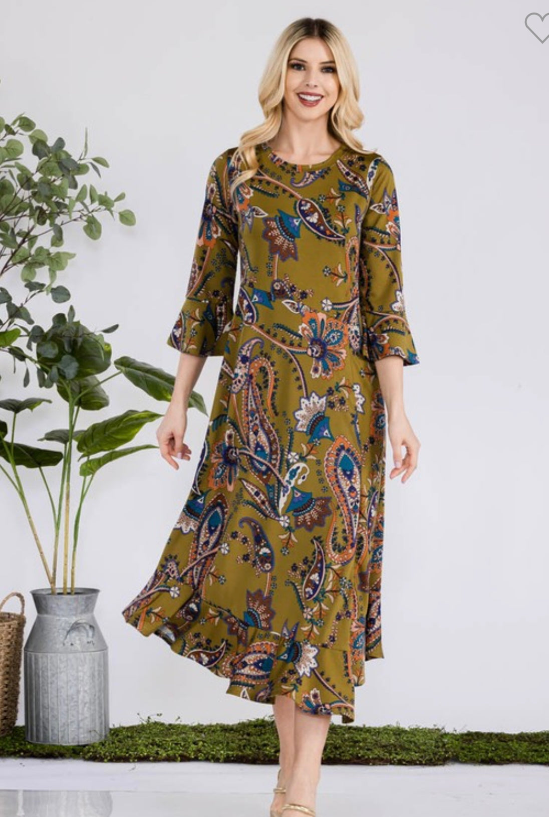 Celeste Olive pockets midi dress